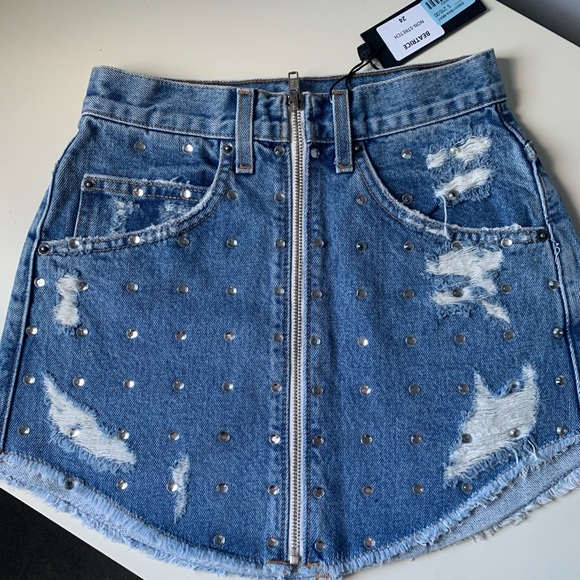 Carmar Denim Zip up skirt - Picture 2 of 2